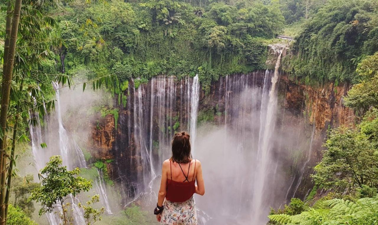 Inni Homestay Malang Kültér fotó